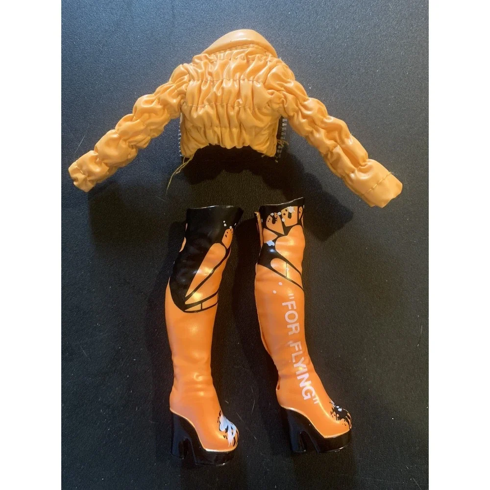 Rainbow High Doll Poppy Rowan Series 1 Orange Puffy Jacket & Tall Orange Boots